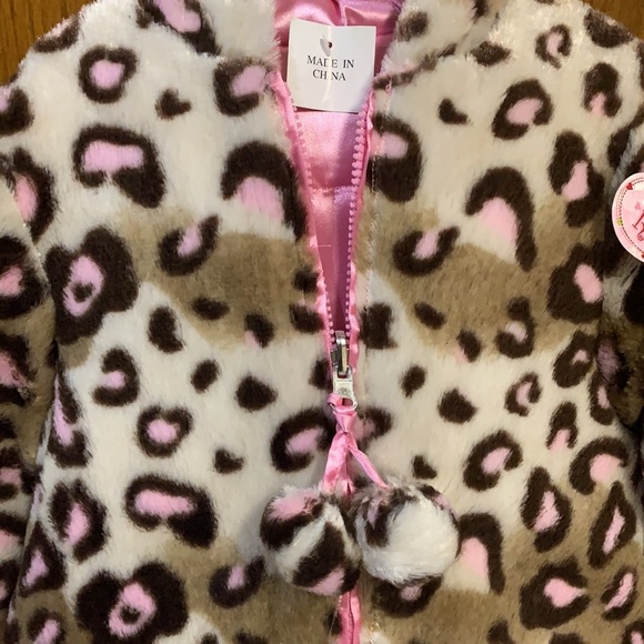 NWT (4T) Toddler girls Reversible fur jacket! - Picture 3 of 7